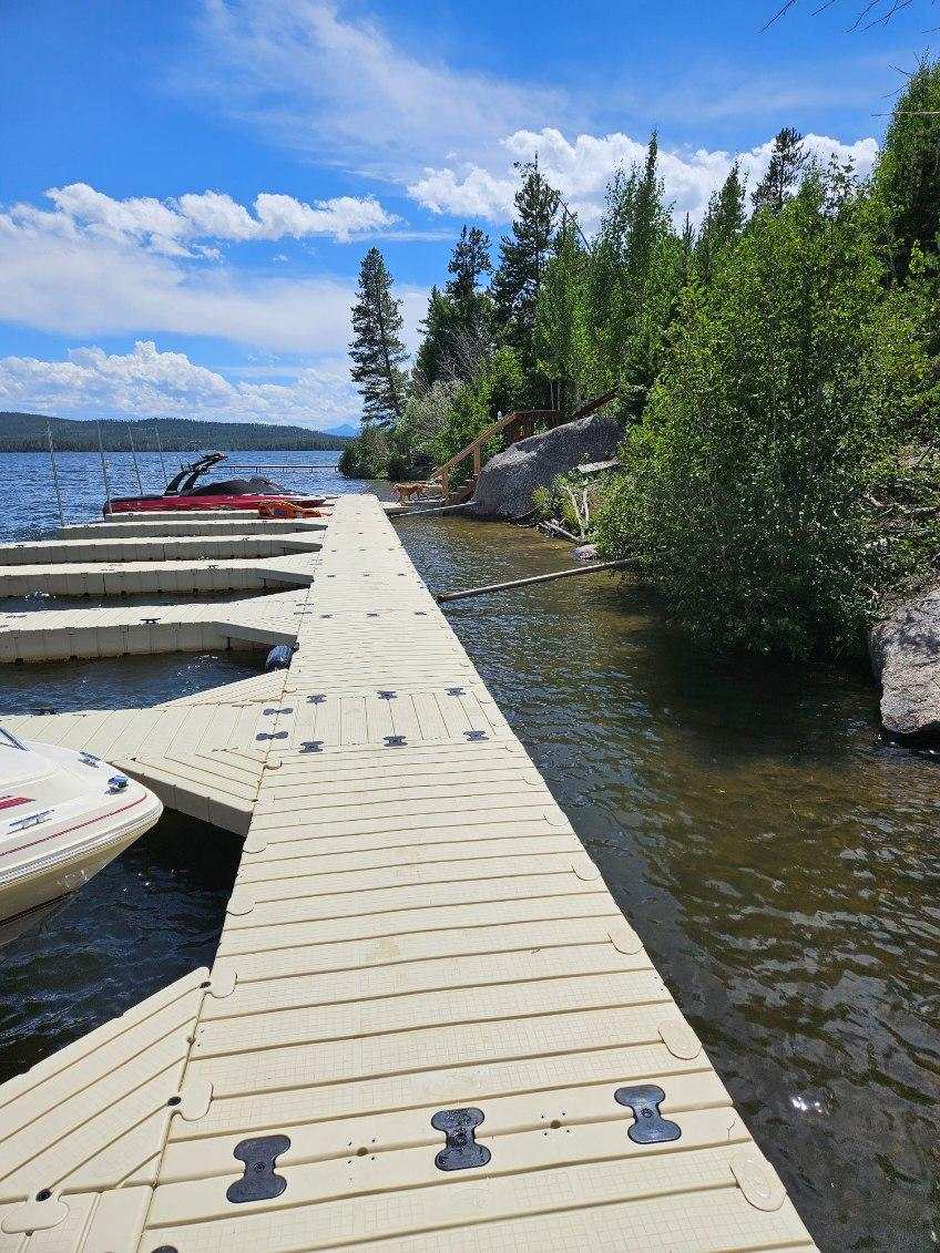 Floating dock installation at Angler's Lodge in Grand Lake